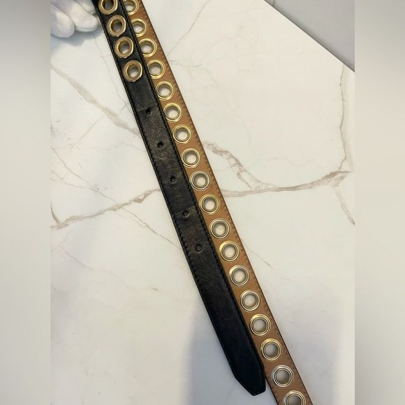 ⭐️HOST PICK⭐️ BURBERRY Metal Eyelet Belt - Picture 9 of 9